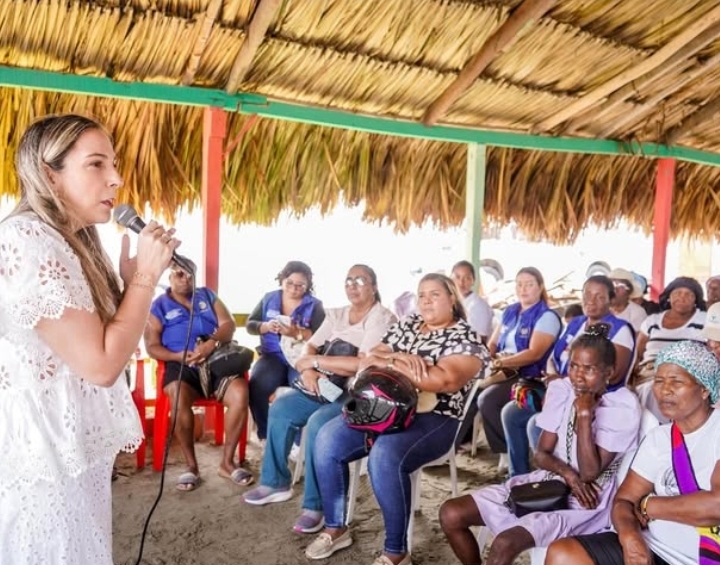 ACOMPAÑAMIENTO A LOS HABITANTES DE MANZANILLO DEL MAR