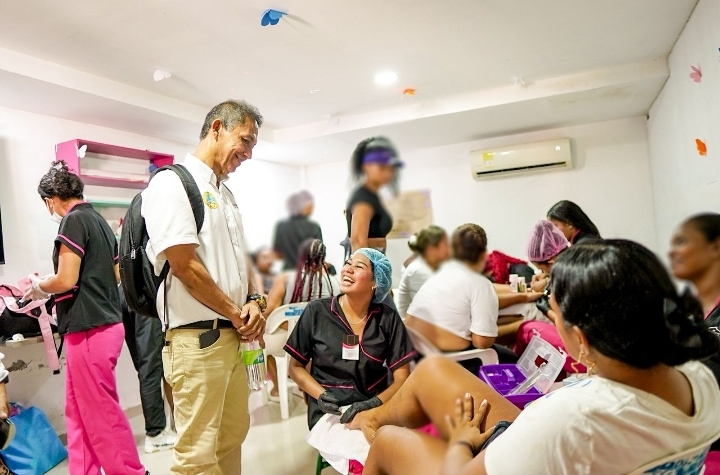 LA PERSONERÍA LLEVA BELLEZA Y SALUD A LA CÁRCEL DE MUJERES 