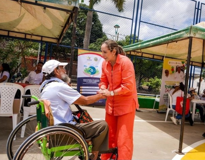 OFERTA INSTITUCIONAL A LA COMUNIDAD HUELLAS ALBERTO URIBE 