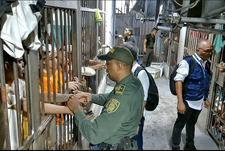 ACOMPAÑAMIENTO A LOS RECLUSOS DEL CENTRO DE DETENCIÓN TEMPORAL  BELLA VISTA 