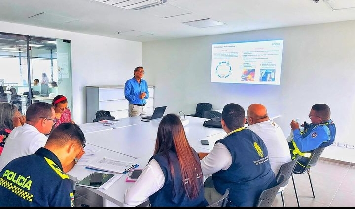 con la atención presencial seguimos escuchando a la ciudadanía