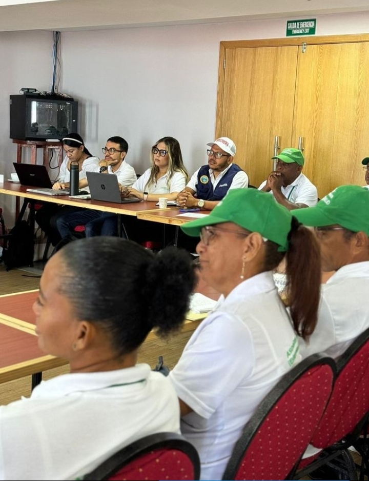 DERECHOS HUMANOS Y FUNDAMENTALES ...